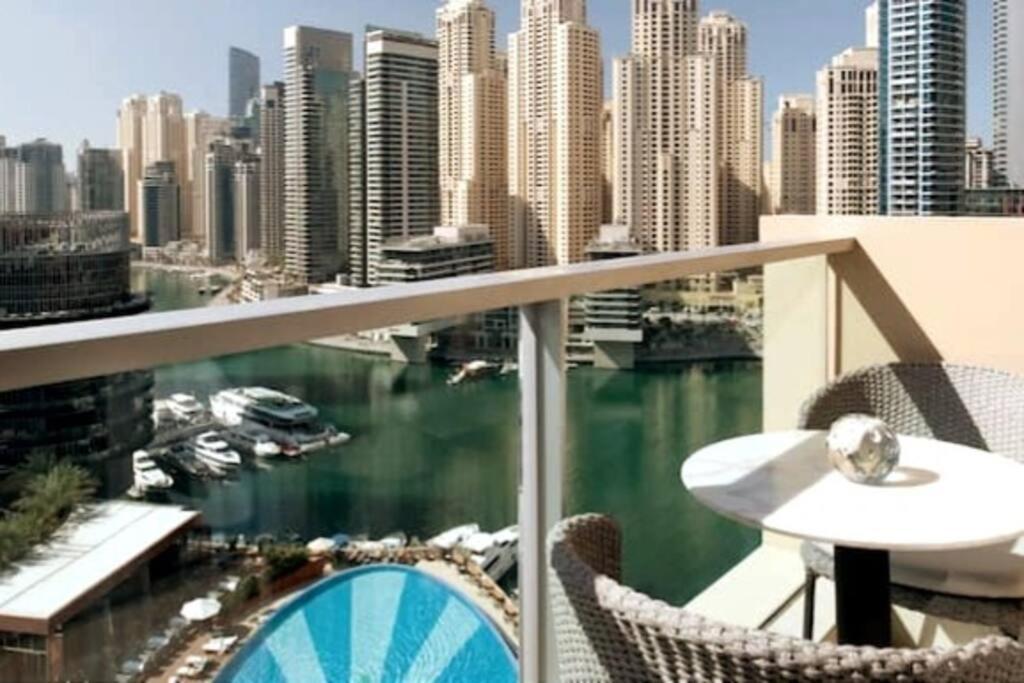 Jw Marriott Hotel Marina Residence Dubai Eksteriør billede